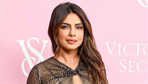 priyanka chopra ka sexy|Priyanka Chopra stuns in sexy sheer dress at Victoria’s Secret .